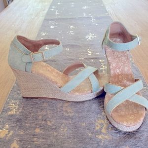 Tom’s Seafoam Wedge Sandal